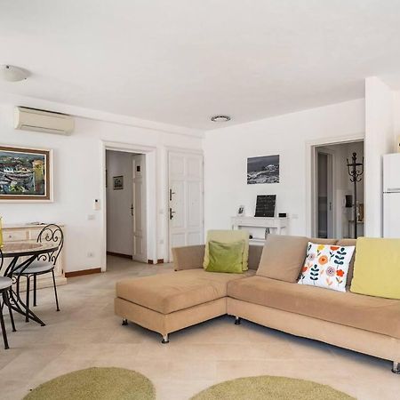 B&B Affittacamere Via Del Centro La Maddalena  Exteriér fotografie